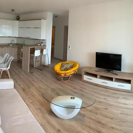 Strojarenska St. Apartment *